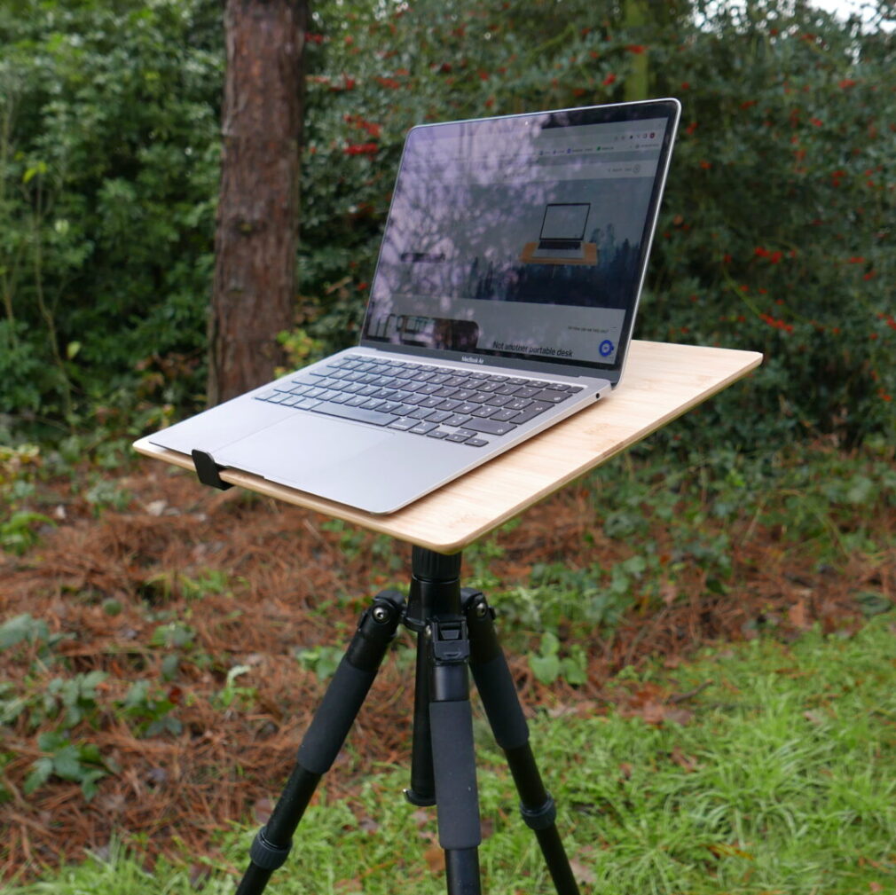 Bamboo Tripod Desk S